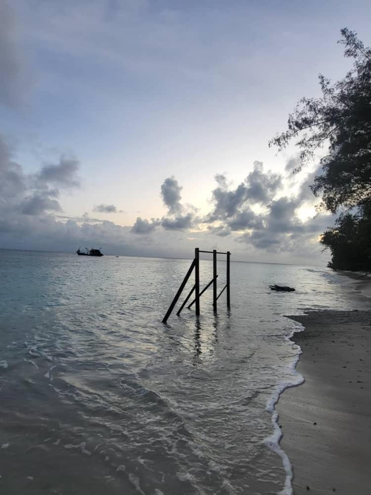 Dewati Roomstay B&B Lang Tengah Island Luaran gambar