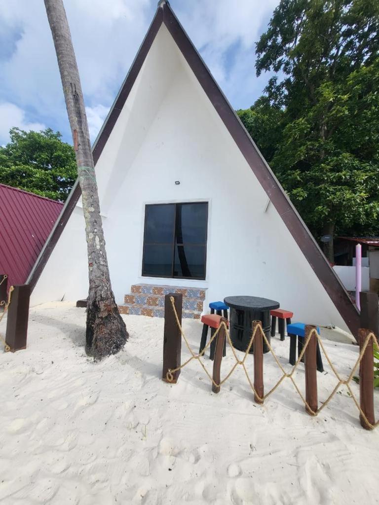 Dewati Roomstay B&B Lang Tengah Island Luaran gambar